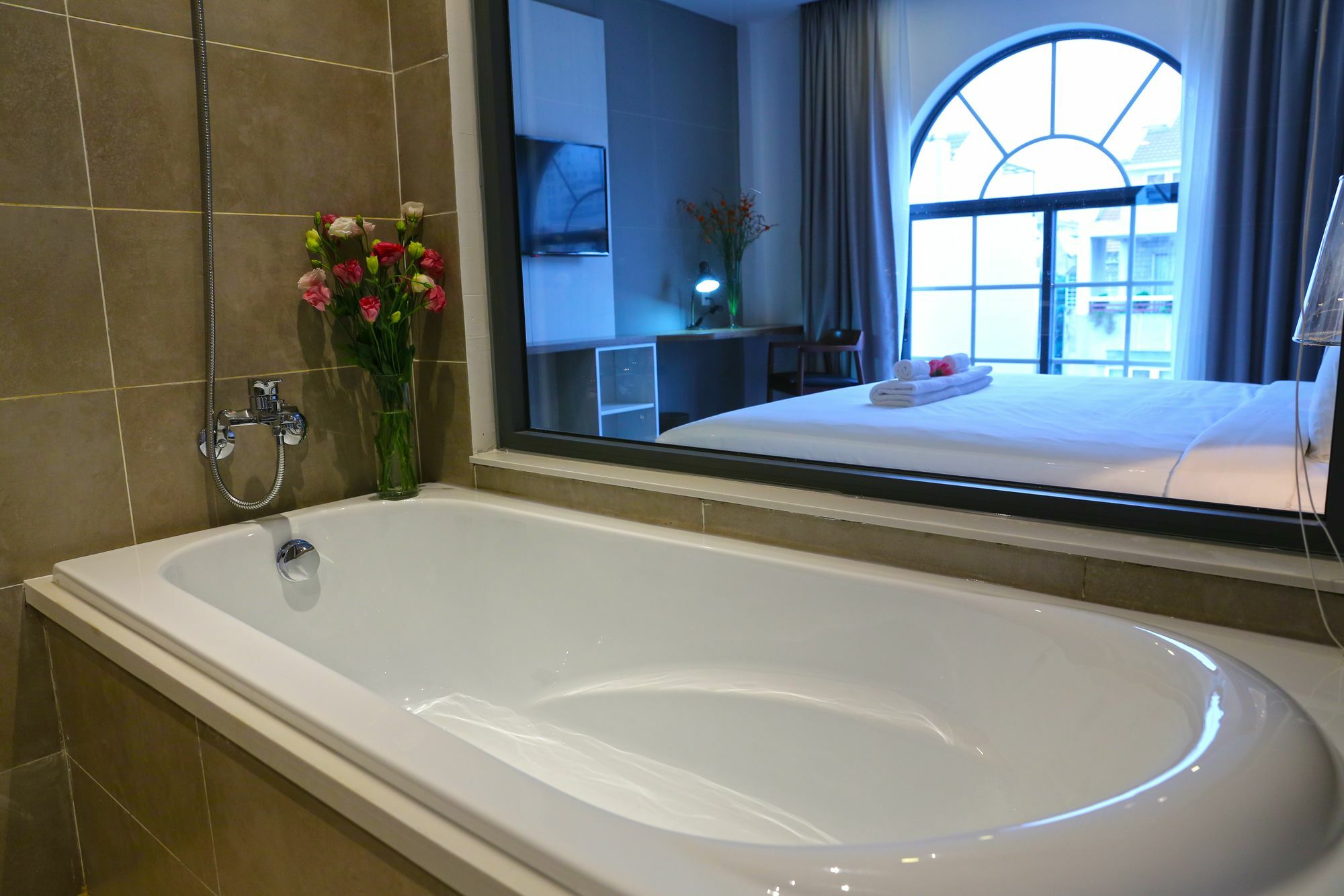 Bizu Royal Hotel Ho Chi Minh-byen Eksteriør bilde